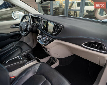 Белый Крайслер Пасифик, объемом двигателя 3.6 л и пробегом 135 тыс. км за 28000 $, фото 30 на Automoto.ua