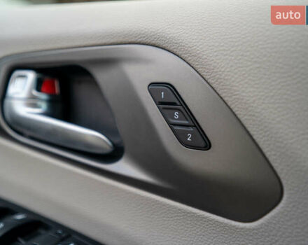 Белый Крайслер Пасифик, объемом двигателя 3.6 л и пробегом 135 тыс. км за 28000 $, фото 17 на Automoto.ua