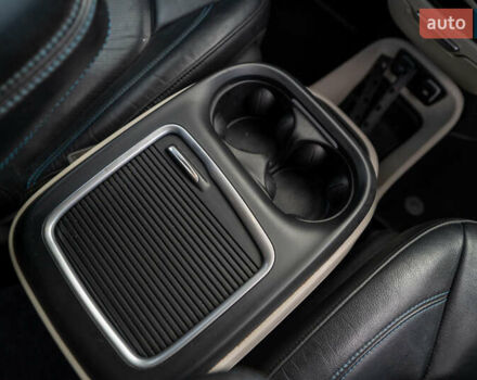 Белый Крайслер Пасифик, объемом двигателя 3.6 л и пробегом 135 тыс. км за 28000 $, фото 32 на Automoto.ua