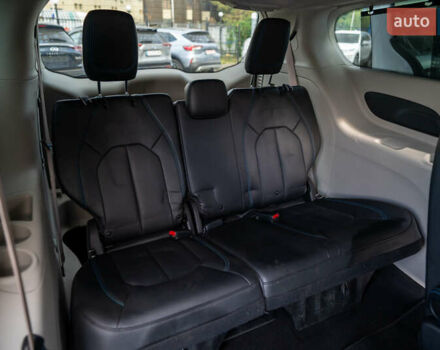 Белый Крайслер Пасифик, объемом двигателя 3.6 л и пробегом 135 тыс. км за 28000 $, фото 29 на Automoto.ua