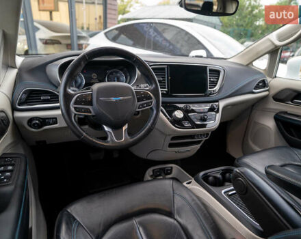 Белый Крайслер Пасифик, объемом двигателя 3.6 л и пробегом 135 тыс. км за 28000 $, фото 18 на Automoto.ua