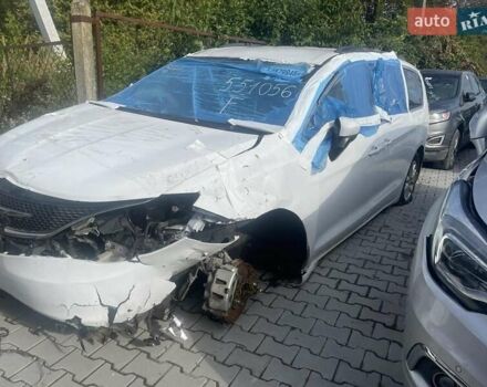 Білий Крайслер Pacifica, об'ємом двигуна 3.6 л та пробігом 149 тис. км за 9700 $, фото 1 на Automoto.ua