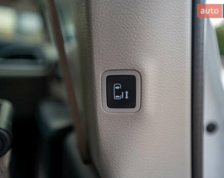 Белый Крайслер Пасифик, объемом двигателя 3.6 л и пробегом 135 тыс. км за 28000 $, фото 28 на Automoto.ua