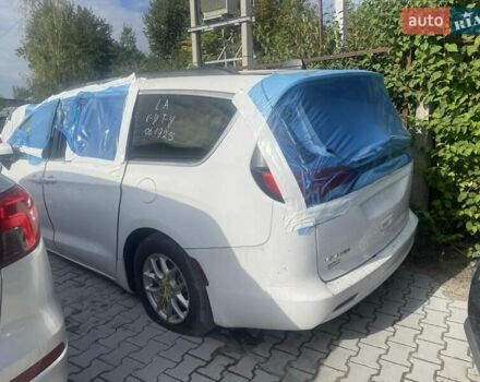 Білий Крайслер Pacifica, об'ємом двигуна 3.6 л та пробігом 149 тис. км за 9700 $, фото 2 на Automoto.ua