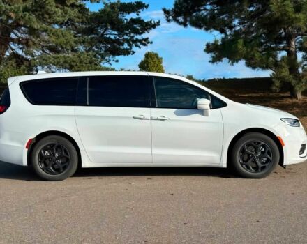 Белый Крайслер Пасифик, объемом двигателя 3.6 л и пробегом 22 тыс. км за 14000 $, фото 6 на Automoto.ua