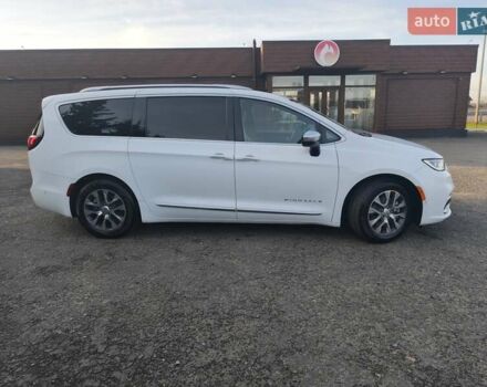 Білий Крайслер Pacifica, об'ємом двигуна 3.6 л та пробігом 20 тис. км за 42500 $, фото 4 на Automoto.ua