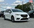 Белый Крайслер Пасифик, объемом двигателя 3.6 л и пробегом 61 тыс. км за 34888 $, фото 1 на Automoto.ua