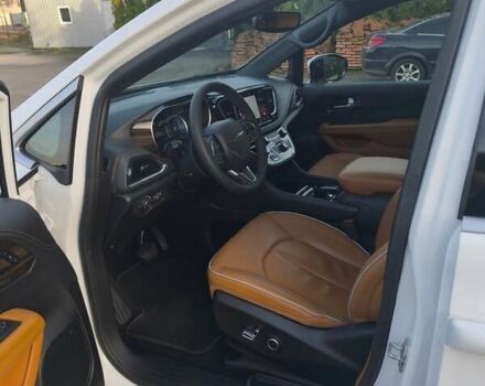 Білий Крайслер Pacifica, об'ємом двигуна 3.6 л та пробігом 20 тис. км за 42500 $, фото 11 на Automoto.ua