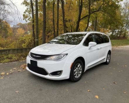 Белый Крайслер Пасифик, объемом двигателя 3.6 л и пробегом 36 тыс. км за 13000 $, фото 1 на Automoto.ua