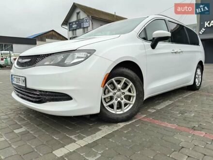 Белый Крайслер Пасифик, объемом двигателя 3.6 л и пробегом 149 тыс. км за 18800 $, фото 1 на Automoto.ua