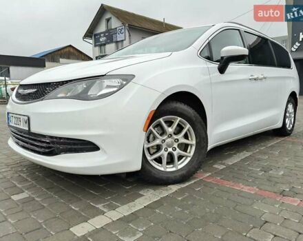 Белый Крайслер Пасифик, объемом двигателя 3.6 л и пробегом 149 тыс. км за 18800 $, фото 1 на Automoto.ua