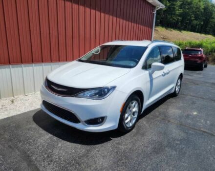 Білий Крайслер Pacifica, об'ємом двигуна 3.6 л та пробігом 38 тис. км за 11200 $, фото 1 на Automoto.ua