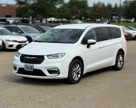 Белый Крайслер Пасифик, объемом двигателя 3.6 л и пробегом 27 тыс. км за 12500 $, фото 1 на Automoto.ua