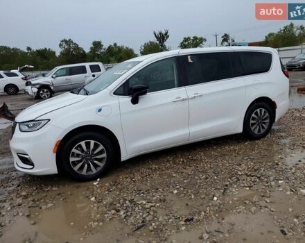 Білий Крайслер Pacifica, об'ємом двигуна 3.6 л та пробігом 89 тис. км за 10000 $, фото 1 на Automoto.ua