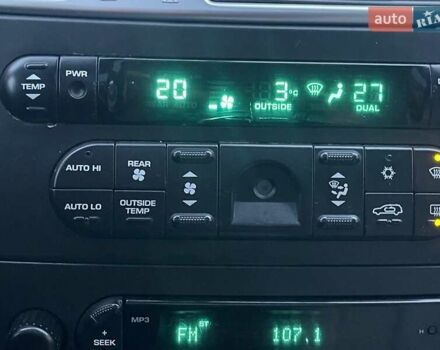 Чорний Крайслер Pacifica, об'ємом двигуна 4 л та пробігом 392 тис. км за 8499 $, фото 9 на Automoto.ua