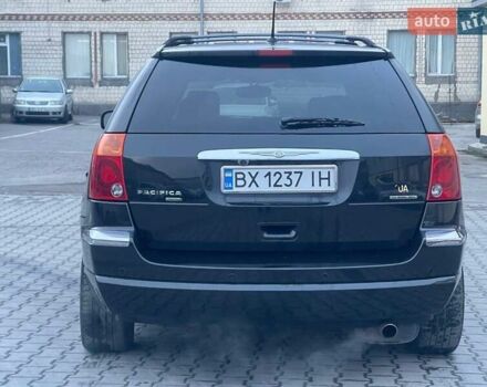 Чорний Крайслер Pacifica, об'ємом двигуна 4 л та пробігом 392 тис. км за 8499 $, фото 4 на Automoto.ua