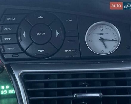 Чорний Крайслер Pacifica, об'ємом двигуна 4 л та пробігом 392 тис. км за 8499 $, фото 7 на Automoto.ua