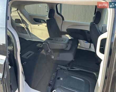 Чорний Крайслер Pacifica, об'ємом двигуна 3.61 л та пробігом 78 тис. км за 15500 $, фото 23 на Automoto.ua