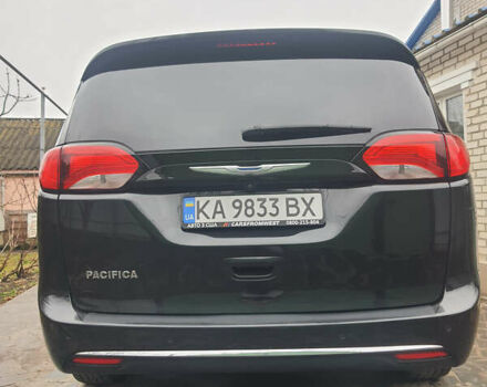 Чорний Крайслер Pacifica, об'ємом двигуна 3.61 л та пробігом 103 тис. км за 19300 $, фото 22 на Automoto.ua