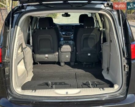 Чорний Крайслер Pacifica, об'ємом двигуна 3.61 л та пробігом 78 тис. км за 15500 $, фото 28 на Automoto.ua