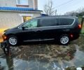 Чорний Крайслер Pacifica, об'ємом двигуна 3.6 л та пробігом 103 тис. км за 19300 $, фото 2 на Automoto.ua