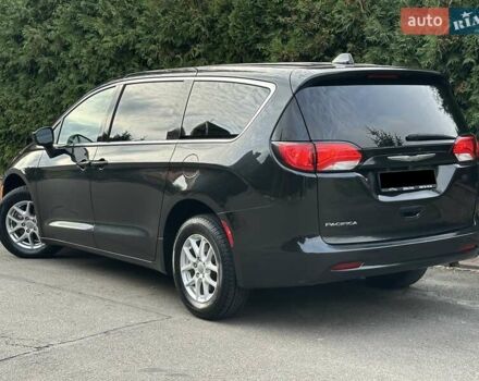 Чорний Крайслер Pacifica, об'ємом двигуна 3.61 л та пробігом 78 тис. км за 15500 $, фото 1 на Automoto.ua