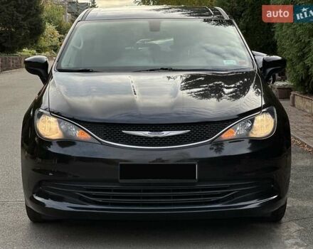 Чорний Крайслер Pacifica, об'ємом двигуна 3.61 л та пробігом 78 тис. км за 15500 $, фото 4 на Automoto.ua