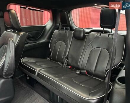 Черный Крайслер Пасифик, объемом двигателя 3.6 л и пробегом 233 тыс. км за 20350 $, фото 23 на Automoto.ua