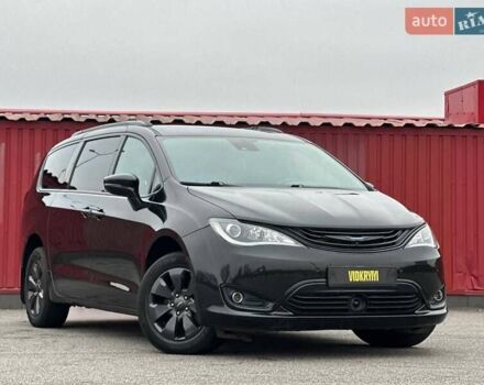 Черный Крайслер Пасифик, объемом двигателя 3.6 л и пробегом 233 тыс. км за 20350 $, фото 8 на Automoto.ua