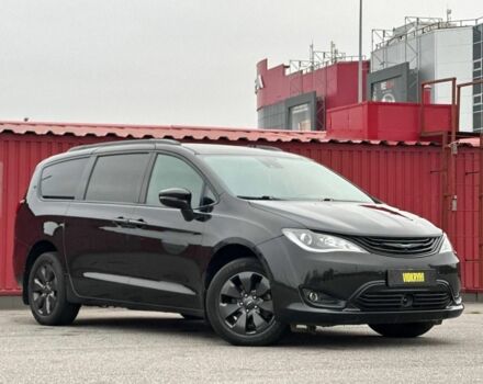 Черный Крайслер Пасифик, объемом двигателя 3.6 л и пробегом 233 тыс. км за 20350 $, фото 6 на Automoto.ua