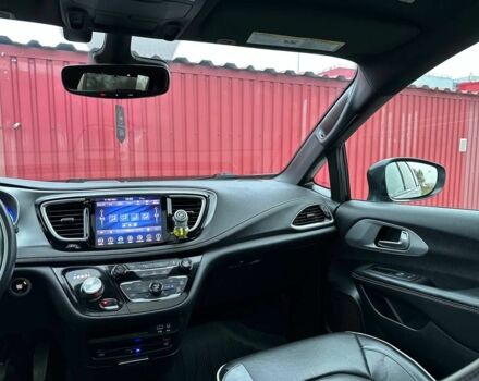 Черный Крайслер Пасифик, объемом двигателя 3.6 л и пробегом 233 тыс. км за 20350 $, фото 20 на Automoto.ua