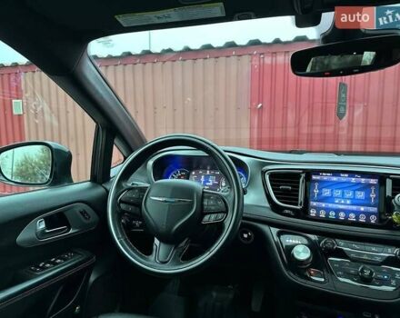 Черный Крайслер Пасифик, объемом двигателя 3.6 л и пробегом 233 тыс. км за 20350 $, фото 14 на Automoto.ua