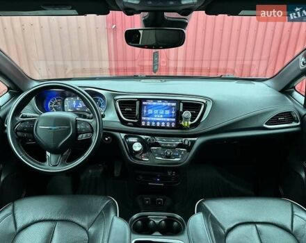 Черный Крайслер Пасифик, объемом двигателя 3.6 л и пробегом 233 тыс. км за 20350 $, фото 16 на Automoto.ua