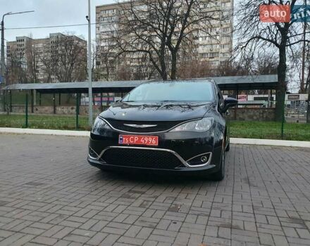 Черный Крайслер Пасифик, объемом двигателя 3.6 л и пробегом 104 тыс. км за 18999 $, фото 21 на Automoto.ua