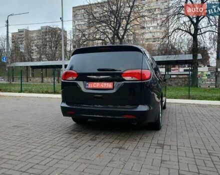 Черный Крайслер Пасифик, объемом двигателя 3.6 л и пробегом 104 тыс. км за 18999 $, фото 9 на Automoto.ua