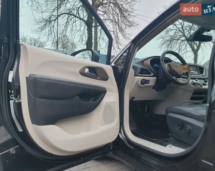 Черный Крайслер Пасифик, объемом двигателя 3.6 л и пробегом 104 тыс. км за 18999 $, фото 26 на Automoto.ua