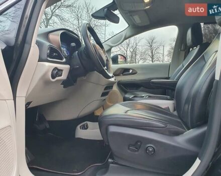 Черный Крайслер Пасифик, объемом двигателя 3.6 л и пробегом 104 тыс. км за 18999 $, фото 27 на Automoto.ua