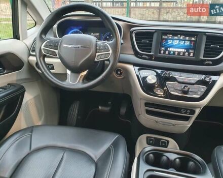 Черный Крайслер Пасифик, объемом двигателя 3.6 л и пробегом 104 тыс. км за 18999 $, фото 52 на Automoto.ua