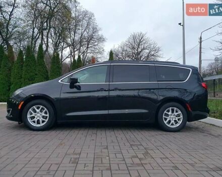 Черный Крайслер Пасифик, объемом двигателя 3.6 л и пробегом 104 тыс. км за 18999 $, фото 2 на Automoto.ua