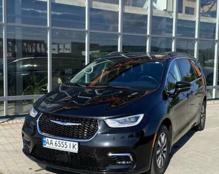 Чорний Крайслер Pacifica, об'ємом двигуна 3.61 л та пробігом 114 тис. км за 33000 $, фото 1 на Automoto.ua