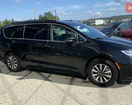 Чорний Крайслер Pacifica, об'ємом двигуна 3.61 л та пробігом 114 тис. км за 33000 $, фото 5 на Automoto.ua