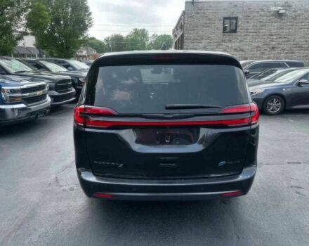 Черный Крайслер Пасифик, объемом двигателя 3.6 л и пробегом 24 тыс. км за 14700 $, фото 4 на Automoto.ua