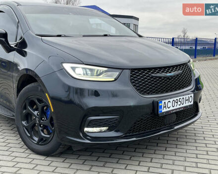 Черный Крайслер Пасифик, объемом двигателя 3.6 л и пробегом 23 тыс. км за 31000 $, фото 2 на Automoto.ua