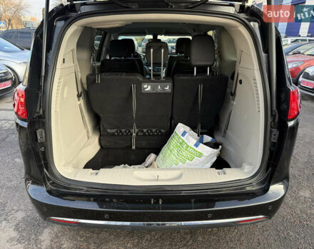 Чорний Крайслер Pacifica, об'ємом двигуна 3.6 л та пробігом 200 тис. км за 21950 $, фото 39 на Automoto.ua