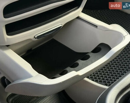 Чорний Крайслер Pacifica, об'ємом двигуна 3.6 л та пробігом 200 тис. км за 21950 $, фото 66 на Automoto.ua