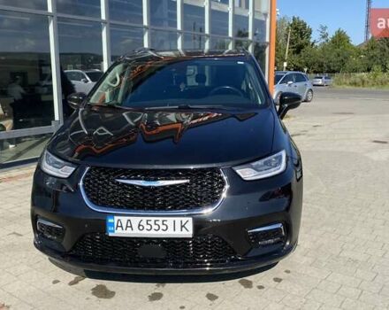 Чорний Крайслер Pacifica, об'ємом двигуна 3.61 л та пробігом 114 тис. км за 33000 $, фото 1 на Automoto.ua