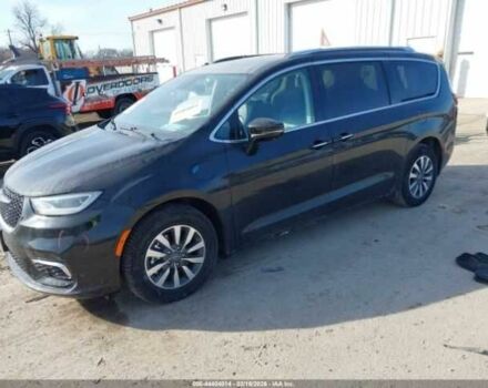 Черный Крайслер Пасифик, объемом двигателя 3.6 л и пробегом 101 тыс. км за 7000 $, фото 1 на Automoto.ua