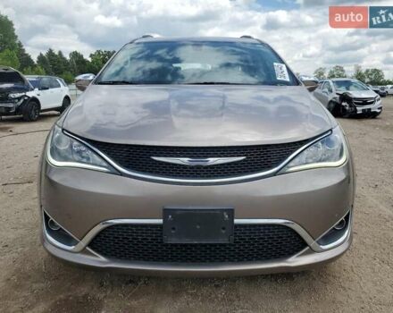 Коричневый Крайслер Пасифик, объемом двигателя 3.6 л и пробегом 86 тыс. км за 3000 $, фото 4 на Automoto.ua