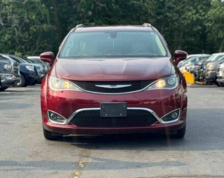Крайслер Пасифик 2017 в Одессе на Automoto.ua Красный Крайслер Пасифик, объемом двигателя 3.6 л и пробегом 53 тыс. км за 16000 $, фото 1 на Automoto.ua