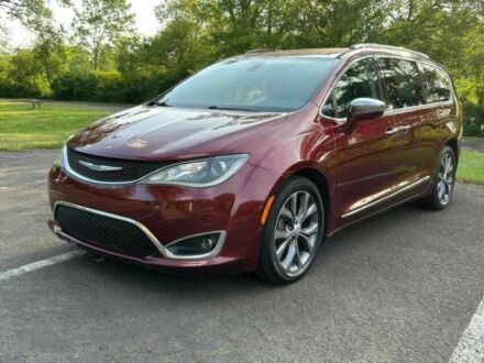 Крайслер Pacifica 2018 у Кривому Розі на Automoto.ua Червоний Крайслер Pacifica, об'ємом двигуна 3.6 л та пробігом 44 тис. км за 5000 $, фото 1 на Automoto.ua
